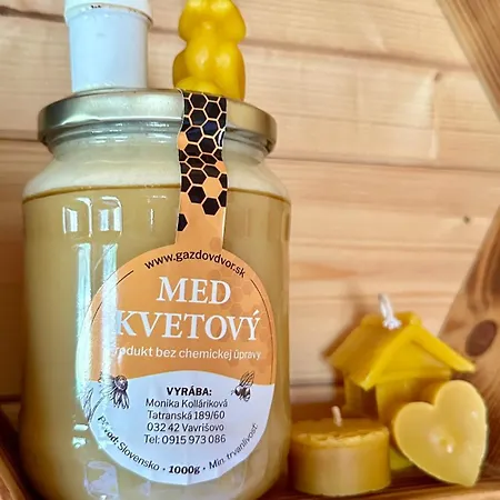 Apidomcek Na Gazdovom Dvore * Vavrišovo